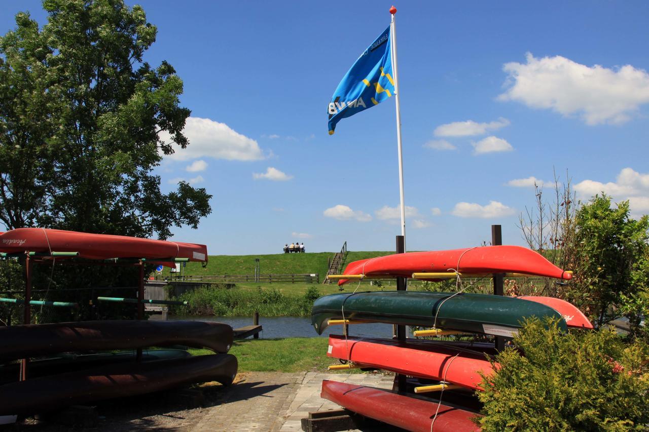 Ijsselmeer-Chalet Nr. 66 Molkwerum ภายนอก รูปภาพ
